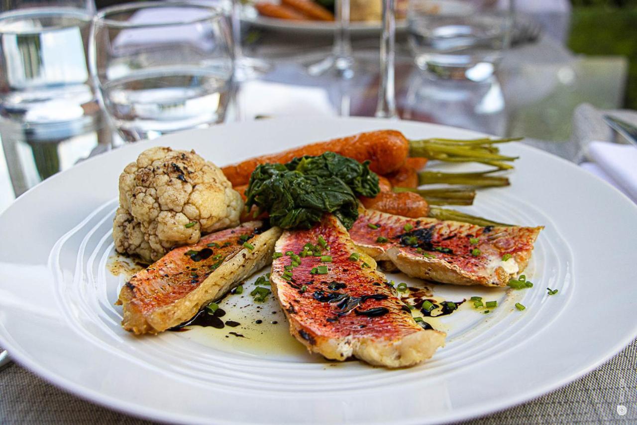 Logis Hotel & Restaurant - Le Relais De Montigny Montigny  Esterno foto